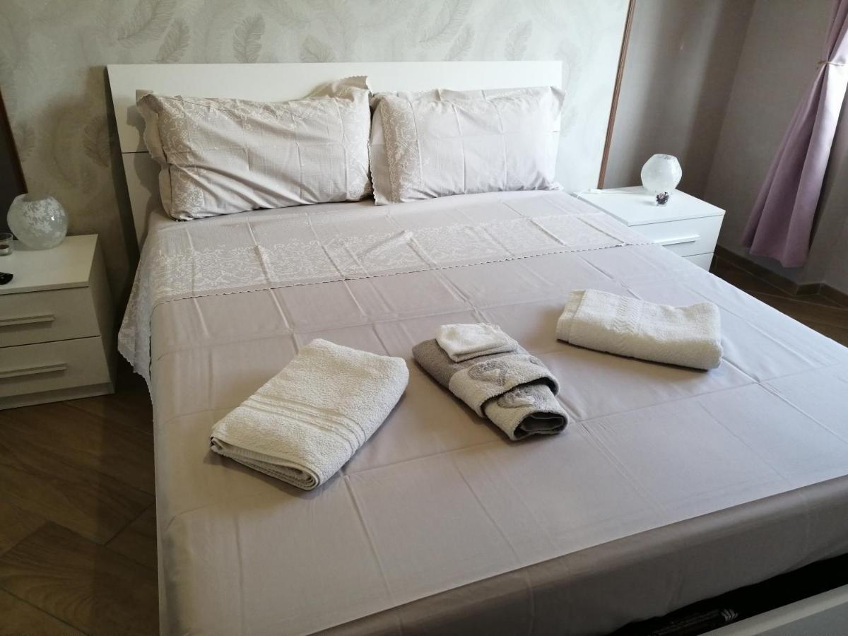 Due Torri Roma Guest House Екстериор снимка